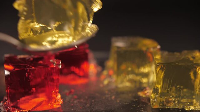 eating gelatine jelly with spoon 4k