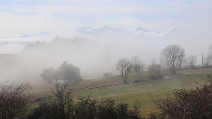 brumes sue le massif du Sancy
