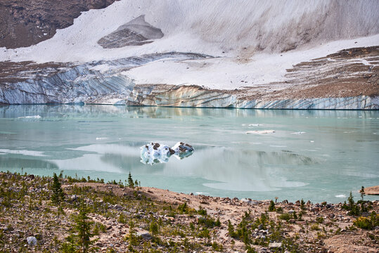 Canada, Alberta, Jasper National Park, Mountain Edith Cavell, Angel Gl