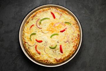 Pizza_3 layered cheese pizza