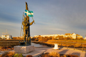 Le monument du corsaire et sauveteur Tom Souville (Captain Tom), Calais, C&ocirc;te d'Opale, Terre des 2 caps, Pas de Calais, Hauts-de-France