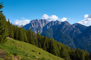 Obraz premium Herbst in den Gailtaler Alpen 