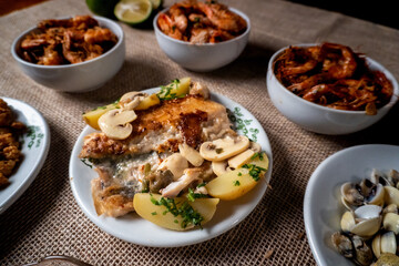 Shrimp, seadfoof to restaurants. Fried frish. 