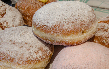 Berliner und Krapfen