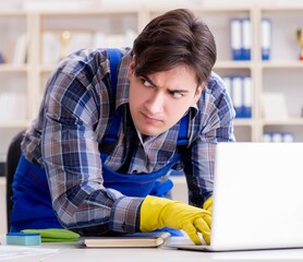 Hacker under cleaner cover stealing personal data