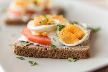 bruschetta with tomato and eggs