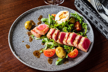 tuna steak with fresh salad