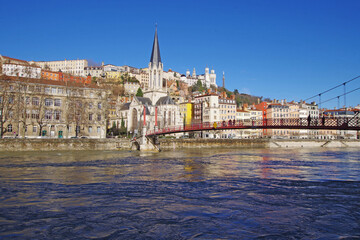 Balade lyonnaise sur les quais de Saône