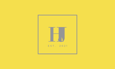 Pantone 2021 Ultimate Grey Logotyp Monogramm-Alphabet-Zeichen Beleuchtender Hintergrund © ochakov