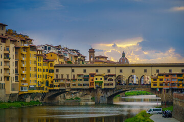 Naklejka premium Panorama of the Italian city Florence with the golden bridge