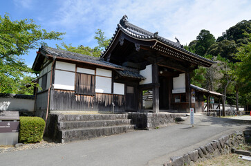 Obraz premium 橘寺 西門 奈良県明日香村
