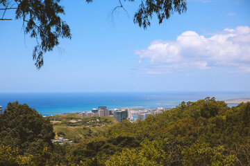 Fototapeta na wymiar Coastal City of Honolulu, Oahu, Hawaii | Nature Landscape