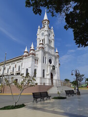 Catedral de la provincia de Sullana ubicada en la región Piura - Perú