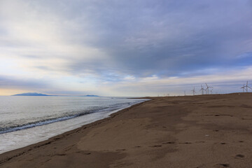 海　砂浜　夕日　冬の日本海