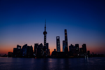 Obraz premium A sunrise in Lujiazui, Pudong, Shanghai