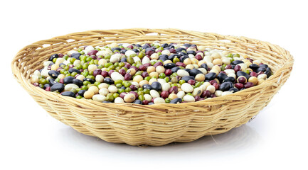 Fototapeta na wymiar red bean ,green bean ,black bean, soybean isolated on white background