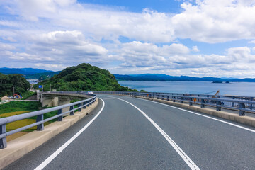 Fototapeta premium 角島大橋を渡る（角島）