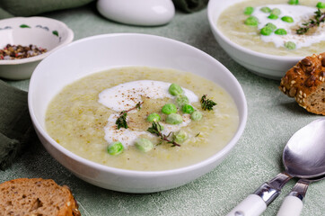 Thick vegetable soup with yogurt