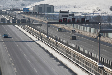 Autobahn, Brücke, Jena, Thüringen, Ausfahrt Lobeda Tunnel, Winter, Schilderbrücke	