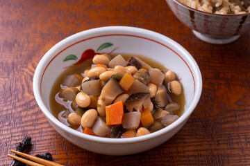 五目豆と鶏めし