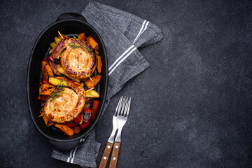 Baked chicken sausages with vegetables