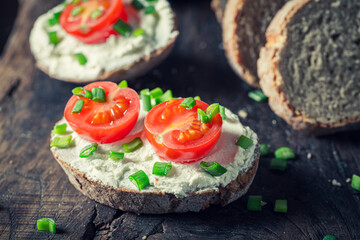 Healthy sandwich with fromage cheese and tomatoes