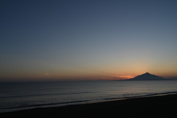 夕焼けと利尻
