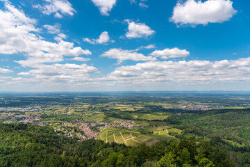Fototapeta na wymiar View from the Yburg near Varnhalt over the Black Forest