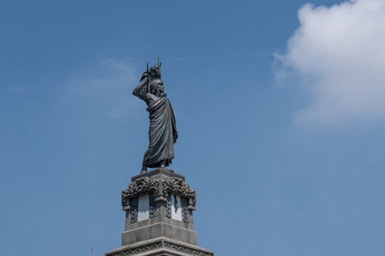 Monument To CuauhtÃ©moc