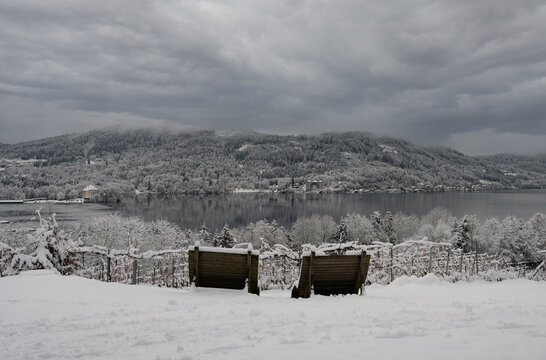 Snowy view  of lake W&ouml;rthersee