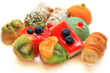 Pasticcini di diversi tipi, Pastries of different kinds