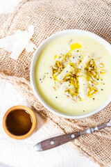 Cream asparagus soup 