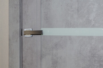 Interior door with glass gray.