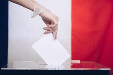 Voting on elections in france. Elections during the Covid-19 pandemic.