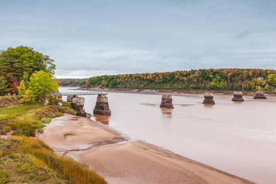 Canada, Nova Scotia, Green Oaks. Fundy Tidal Interpretive Area, Elevated View Of Huge Bay Of Fundy Tides On The Shubenacadie River.