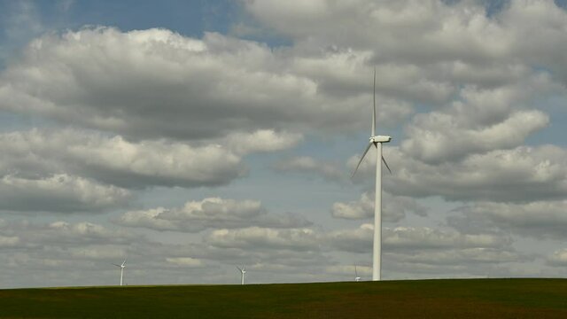 wind turbine in theIowa  field