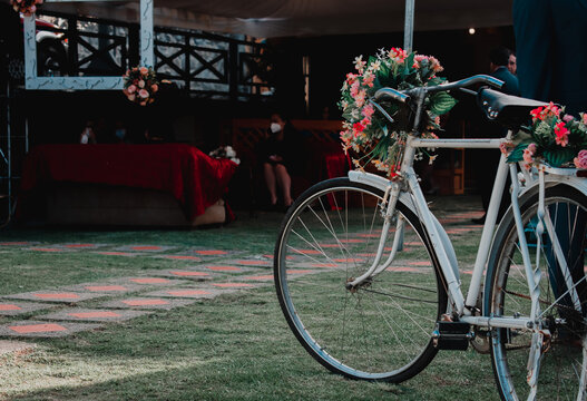 BICICLETA CON FLORES