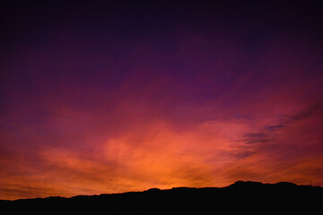 Atardeciendo Anocheciendo