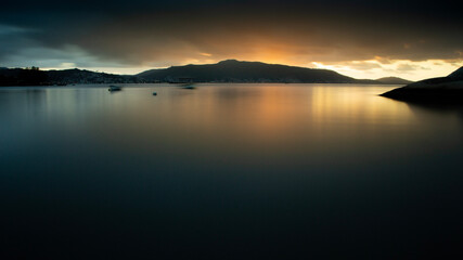 Fototapeta premium sunrise over the lake