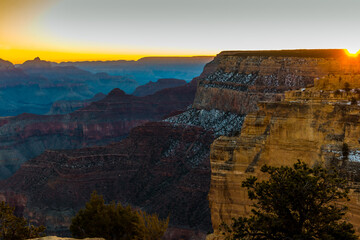 Fototapeta na wymiar Sunrise at Powell Point, Grand Canyon National Park, Arizona, USA