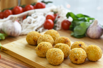 italian fried cheese balls