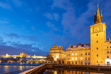 Fototapeta premium gothic Charles bridge, Prague castle and Moldau river, Lesser town, Prague, Czech republic - UNESCO protected