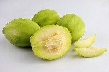 Elaeocarpus hygrophilus Kurz, Pile of Fresh Elaeocarpus hygrophilus fruits on white background.
