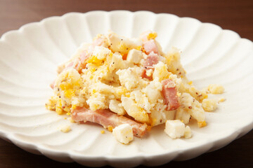 ベーコンのポテトサラダ