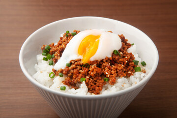 そぼろ丼