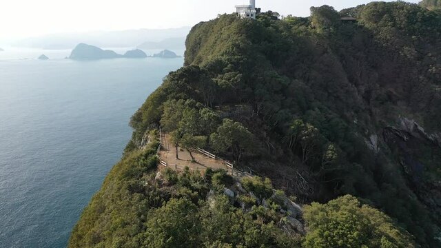 大分県 佐伯市 九州最東端 鶴御埼灯台 旧海軍望楼跡 自然 灯台 山 海 綺麗 海 ドローン 2020年 12月
drone oita saiki kyushu nature ocean sea beautiful