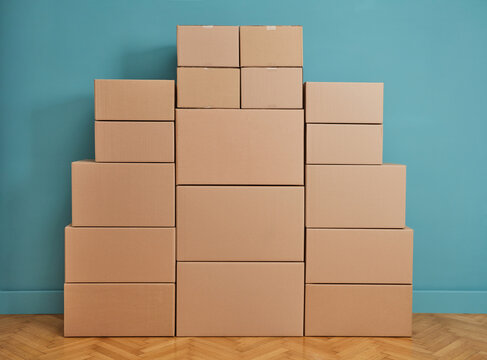 Different sizes cardboard boxes