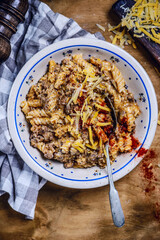 Easy Cheeseburger Pasta Skillet..style rustic
