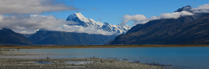 Highest mountain of the Southern Alps. Mount Cook.