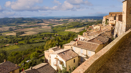 Fototapeta na wymiar View of Tuscany countryside from the uplands of Montepulciano, Italy